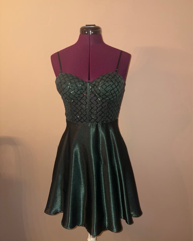 Glamorous Emerald Green Sequin Dress - Image 1