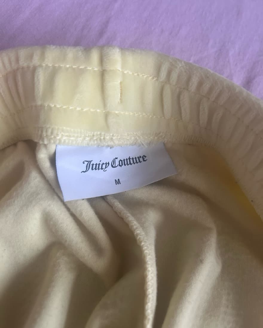 Juicy Couture Y2K shorts & bandeau set - Image 3