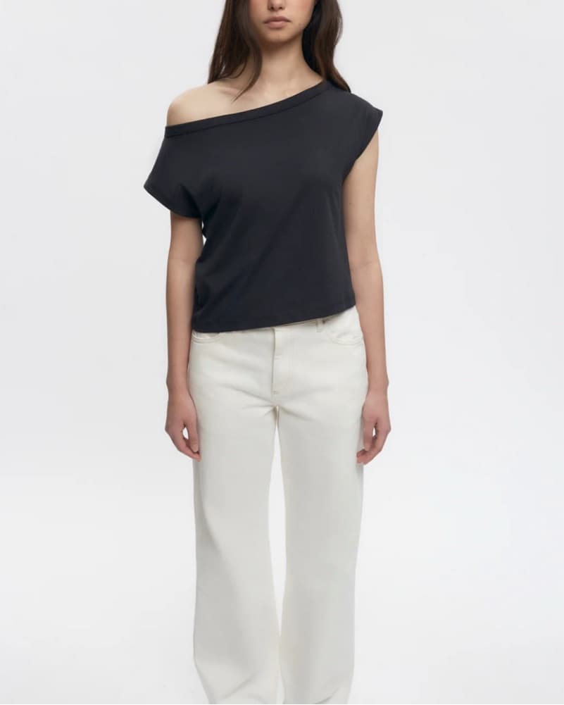 Kotn Off Shoulder Tee - Image 4