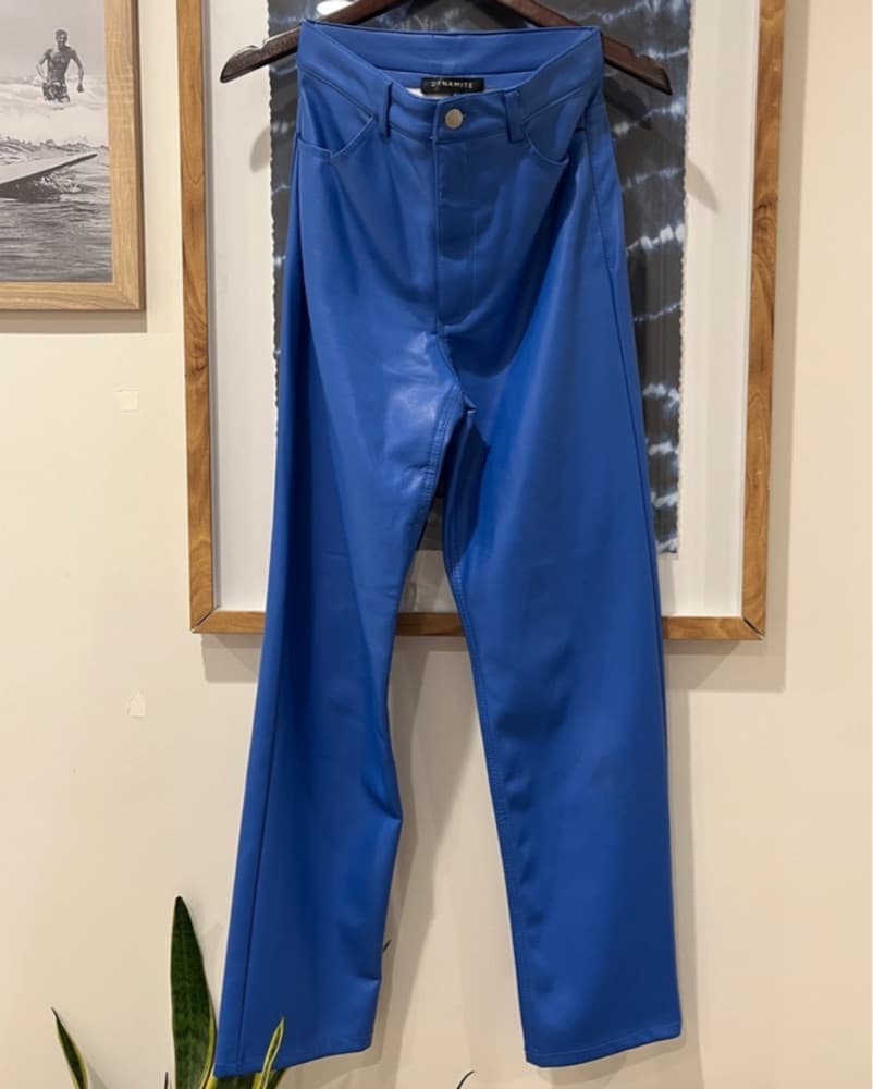 Dynamite Gisele Faux Leather Pant - Image 3