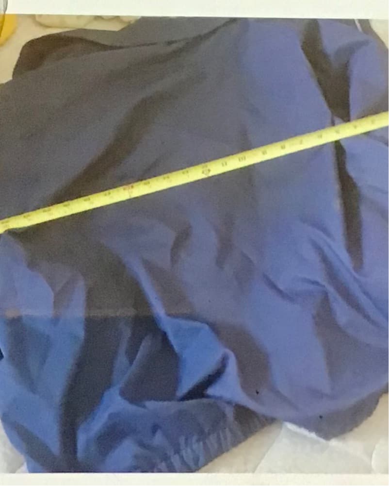 Navy Blue and Black Wind-Resistant Jacket - Image 3