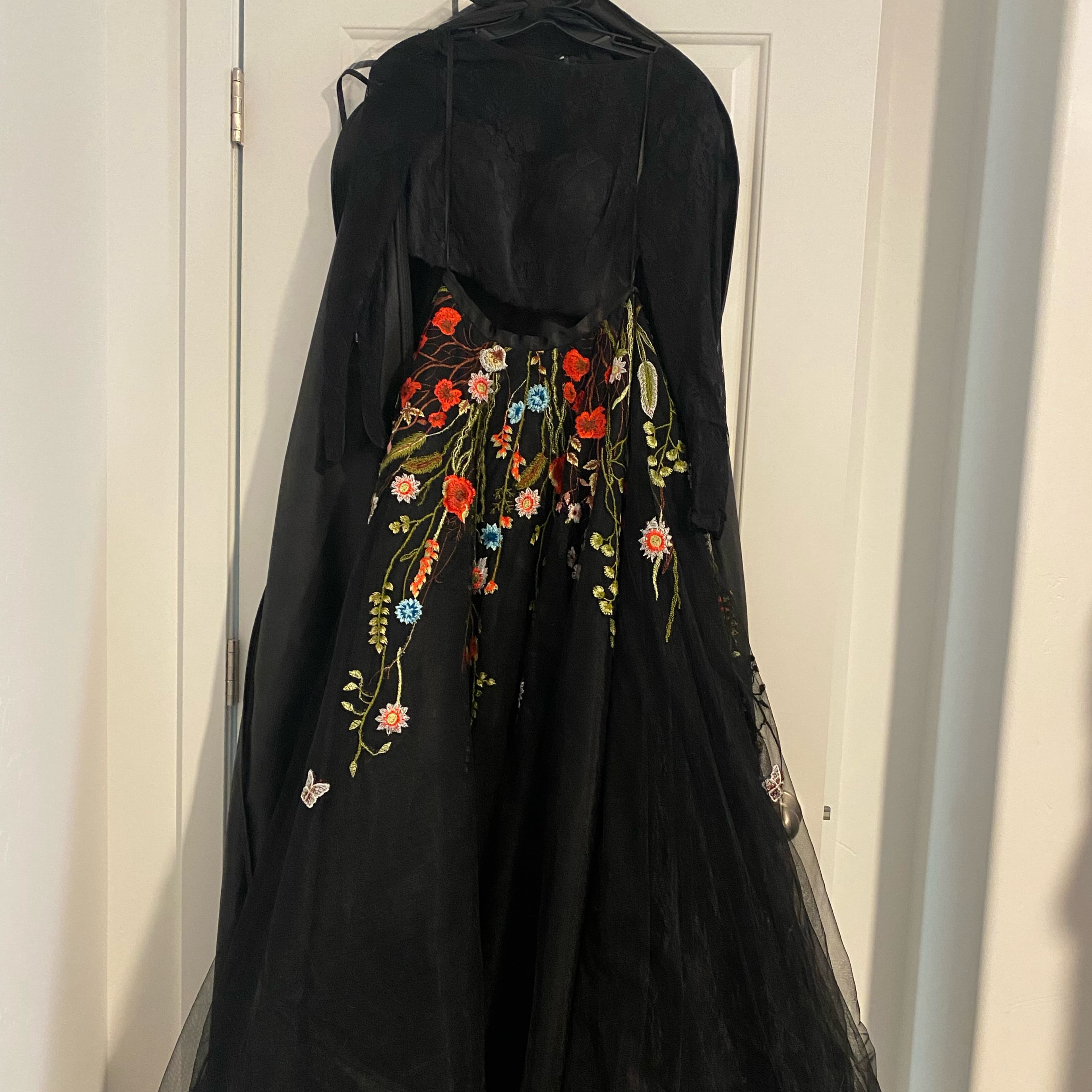 Embroidered Black Two Piece Formal Dress - Image 3