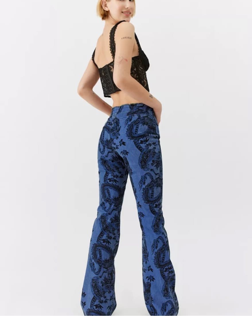 BDG Printed Ruched Dipped V-Front Flare  - Image 3