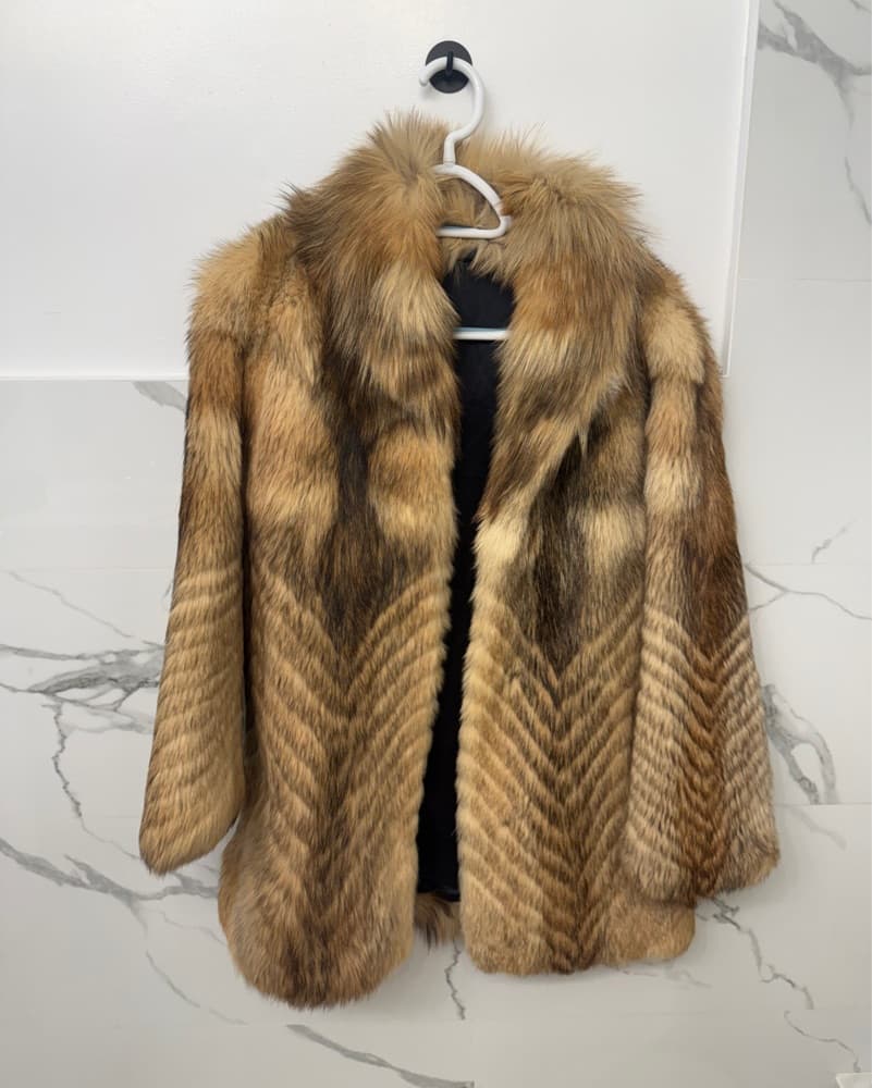 Genuine Fox Fur Coat - Image 1