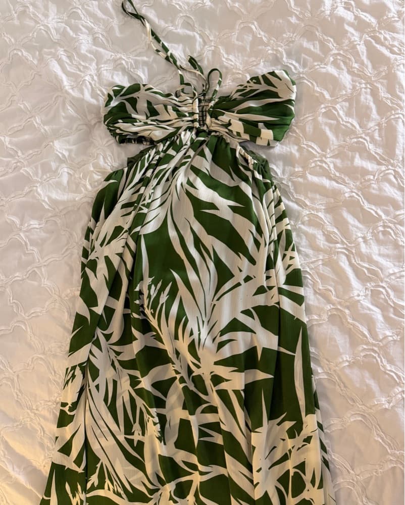 Green Patterned Windsor Dress - Image 3
