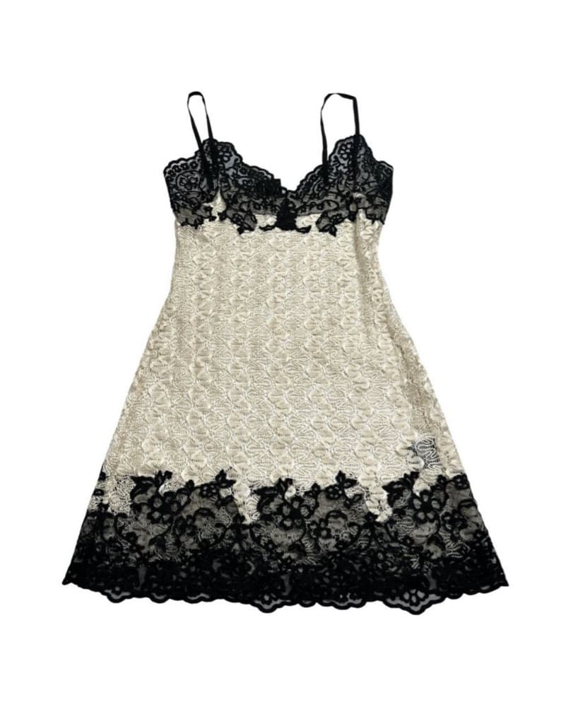 Leslie Amon Lace Dress - Image 3