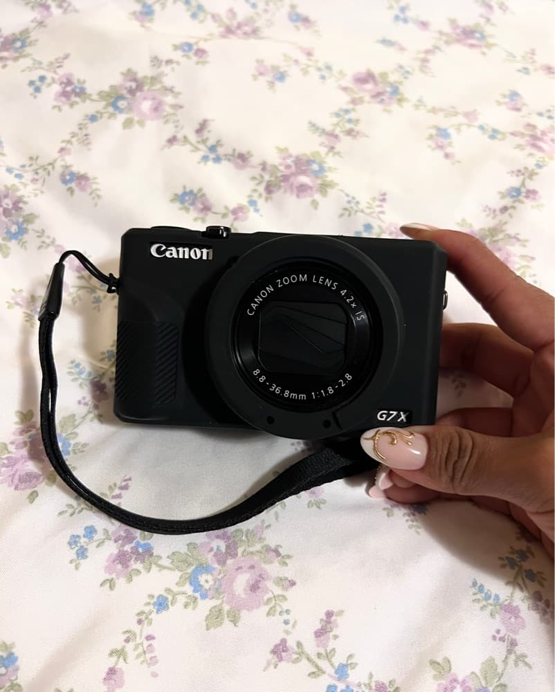 Canon PowerShot G7X Mark III Camera - Image 1