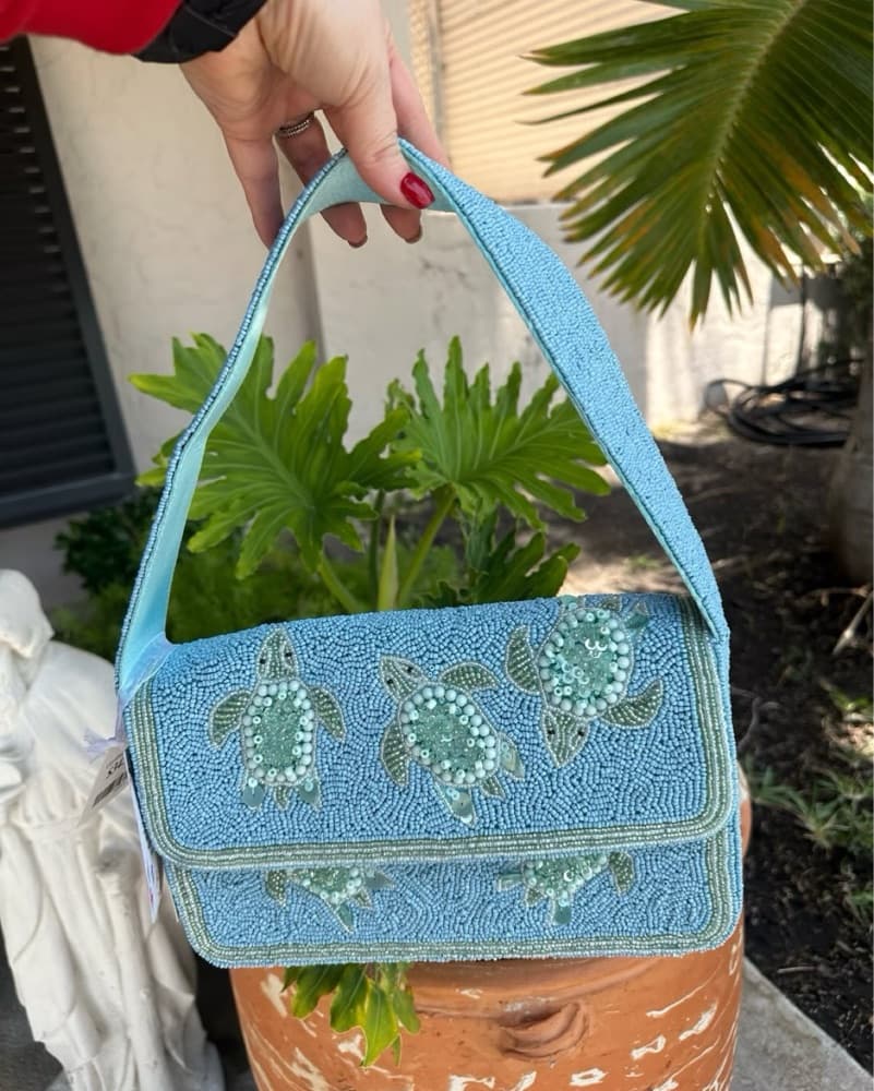 Viral Beaded Turtle Bag - Image 1