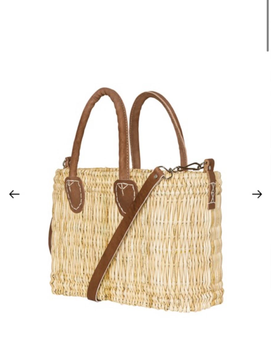 Chic Woven Straw Tote with Leather Accents - Image 2