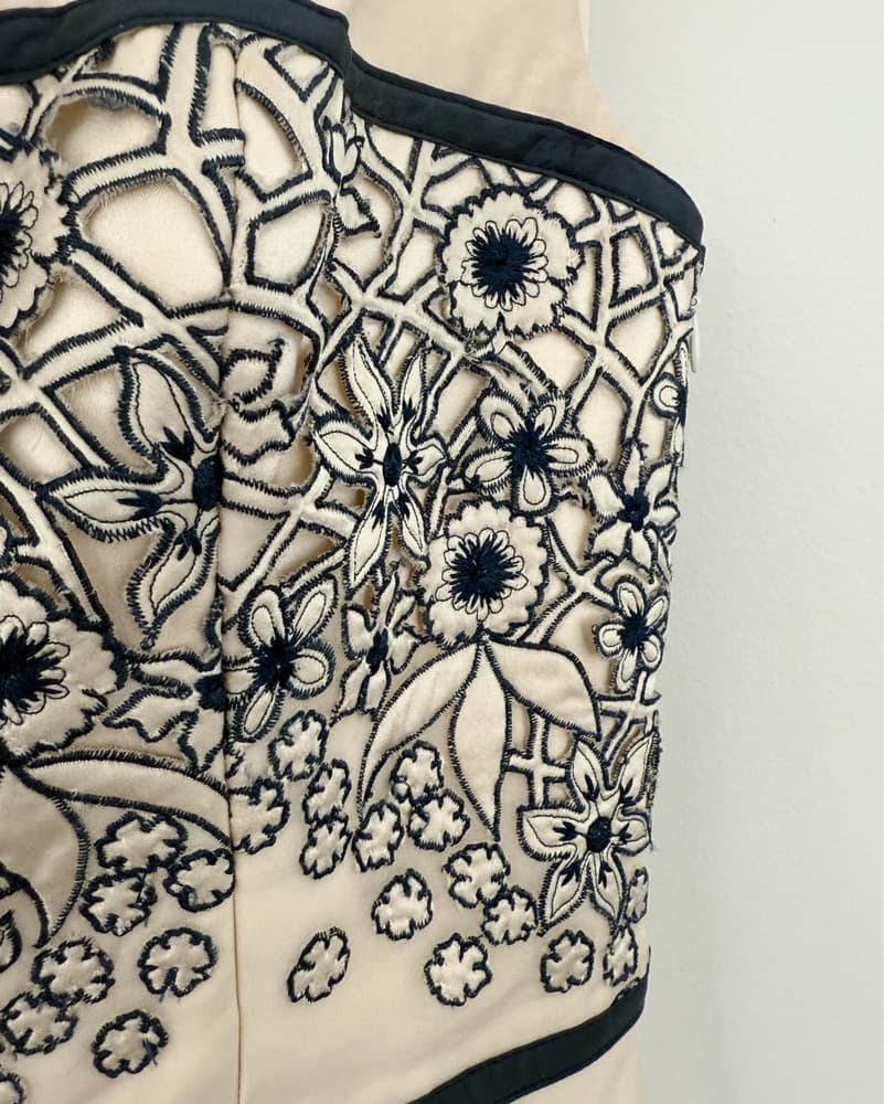 Randi rahm Catoure Embrodered dress - Image 3
