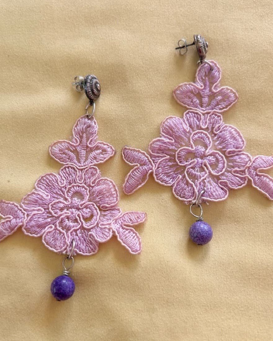 Italian Lace Lilac Earrings - Image 1