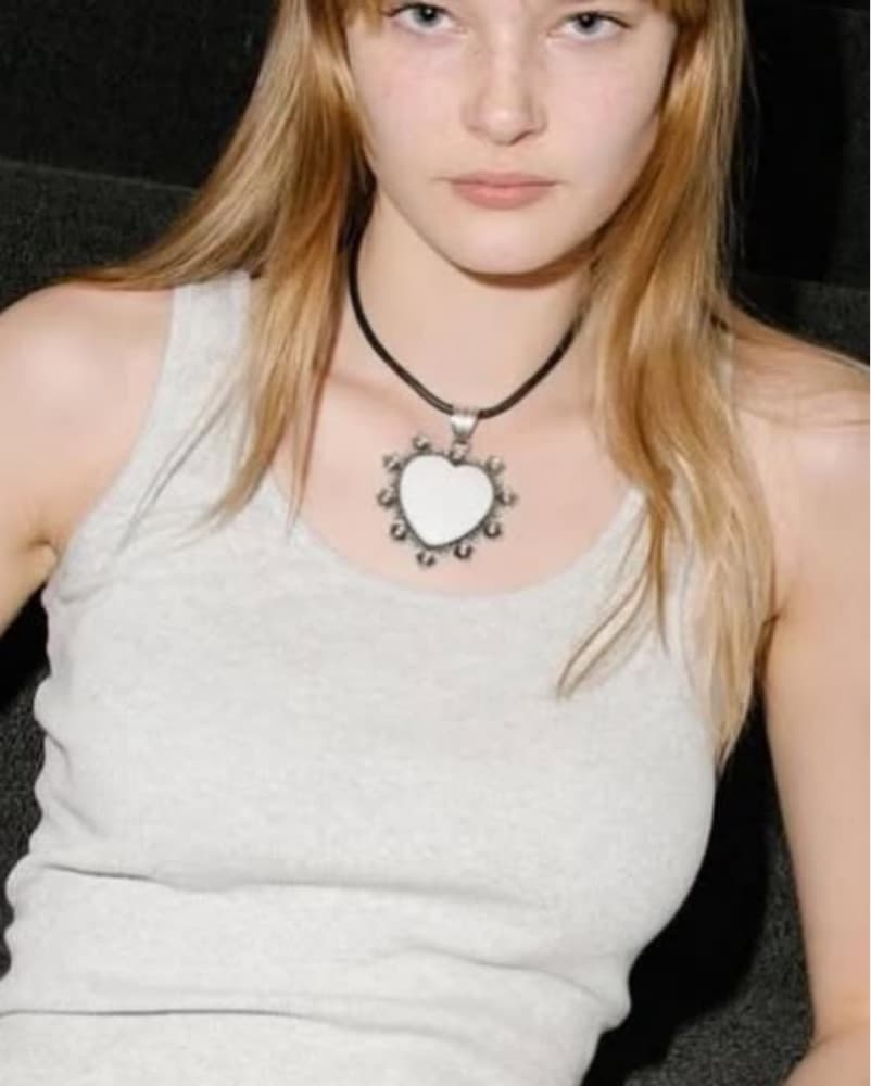 Vanessa Mooney Heart Choker Necklace - Image 4