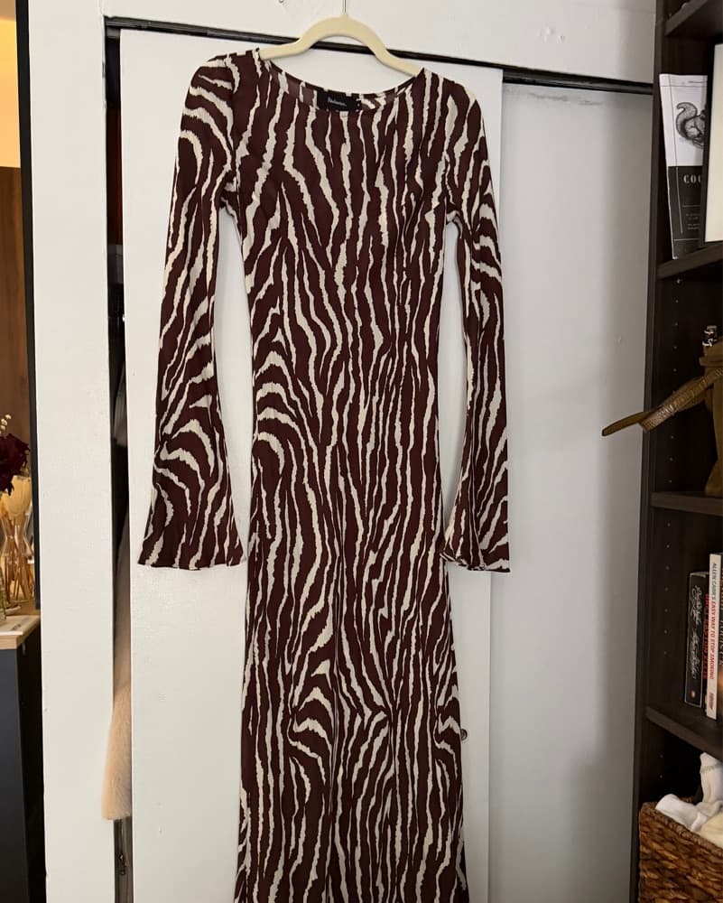 Gia Dress in Animal print by Réalisation - Image 2