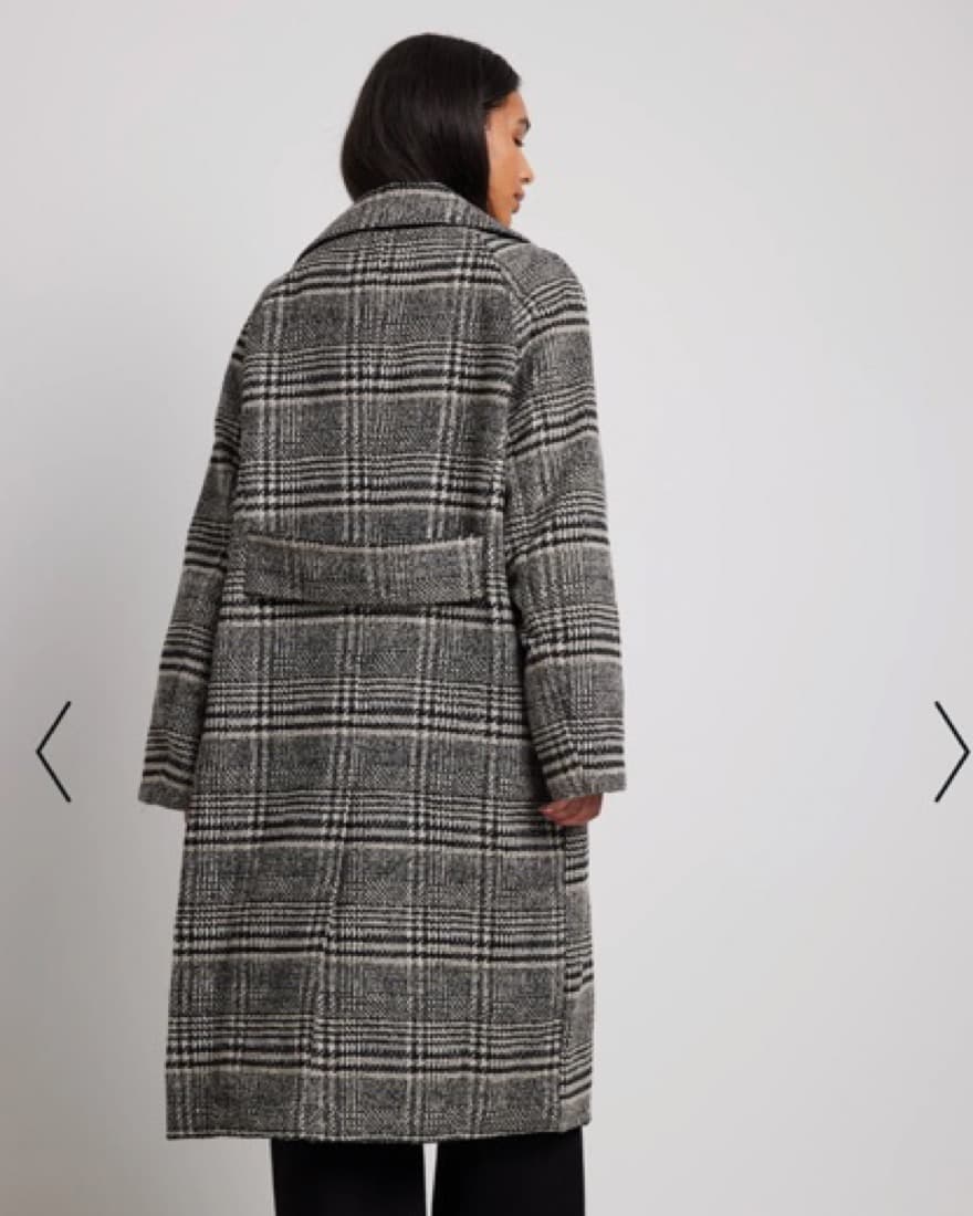 NA-KD Checked Oversized Coat - Image 3