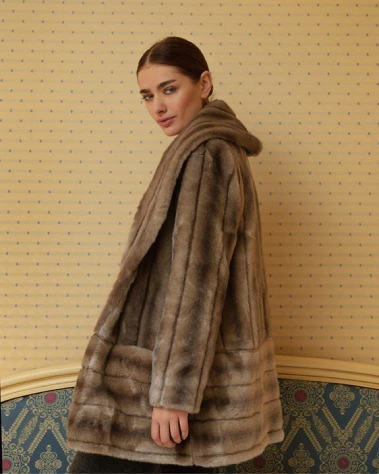 Labiatae Faux Fur Short Coat - Image 2