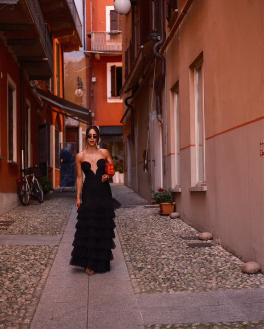 Elizabeth Gown - Image 3