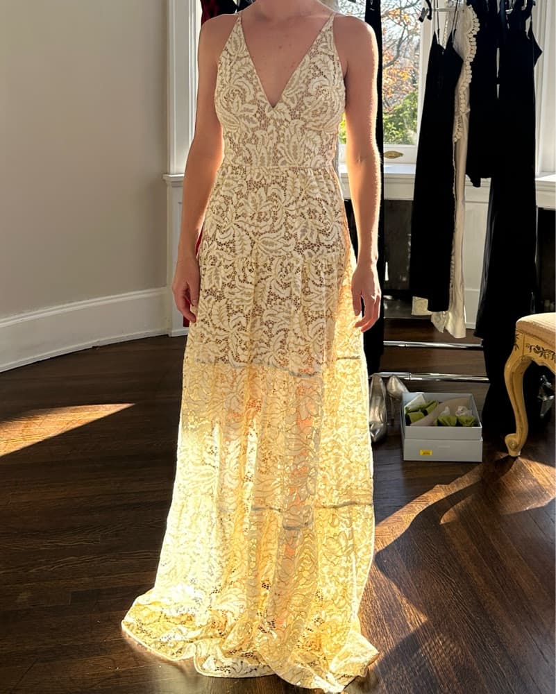 Elegant Cream Lace Dress - Image 1