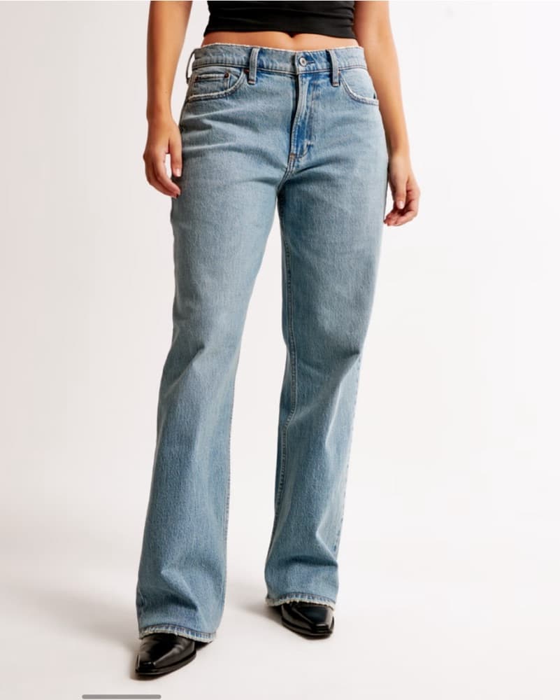 A&F Curve Love Low Rise Baggy Jean  - Image 2
