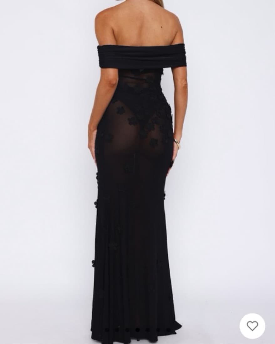 Black Gown - Image 2