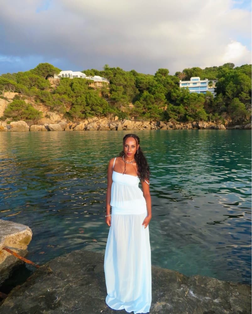 Ance Gria Rome Gown - Image 4
