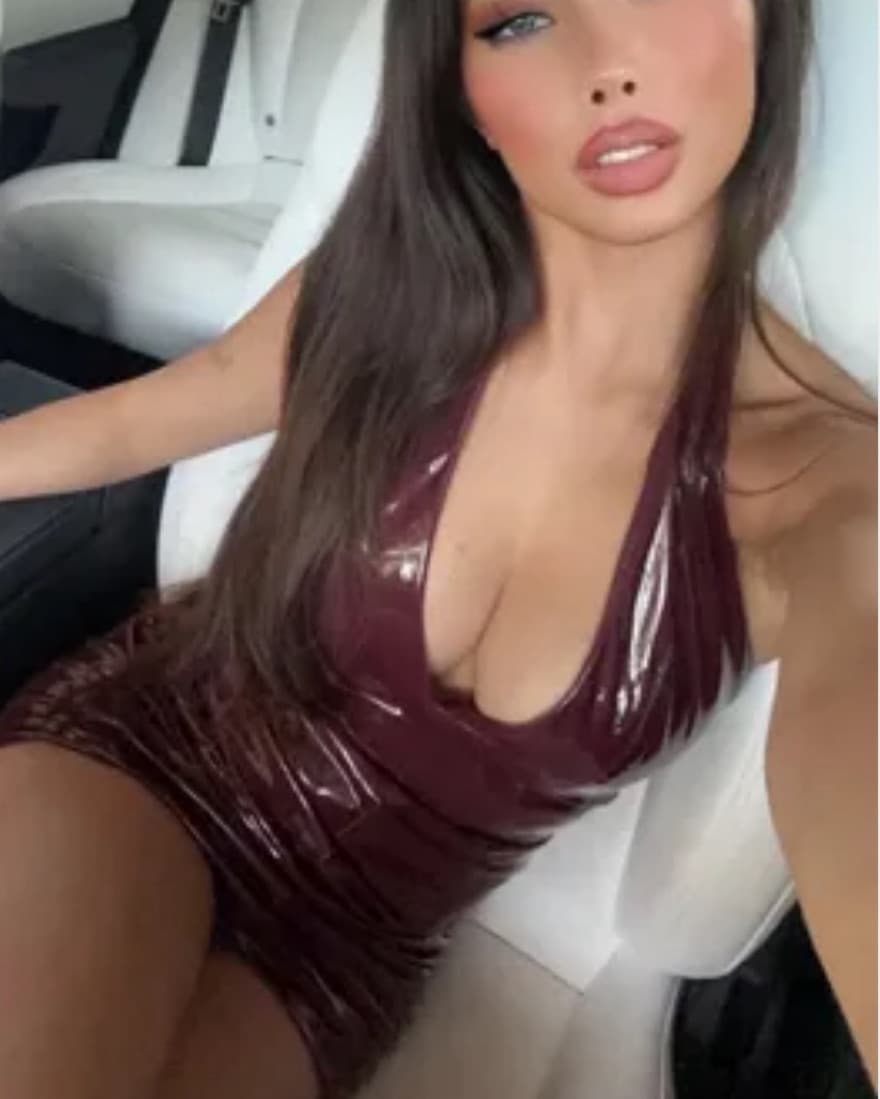 BROOKE MINI DRESS - CHERRY LACQUER - Image 3