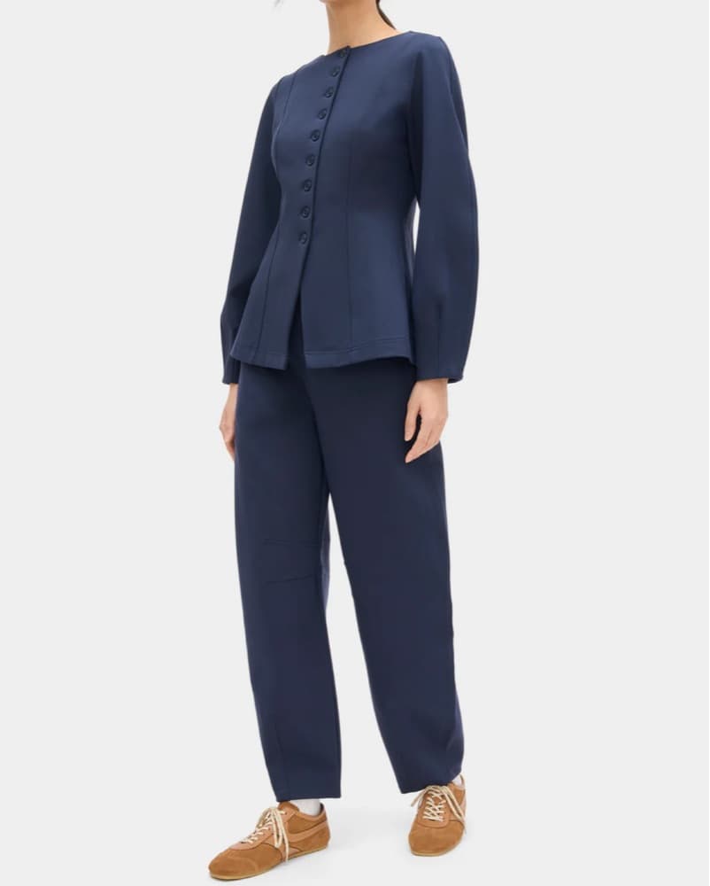 Elegant Navy Blue Suit Jacket and Pant Set - Image 2