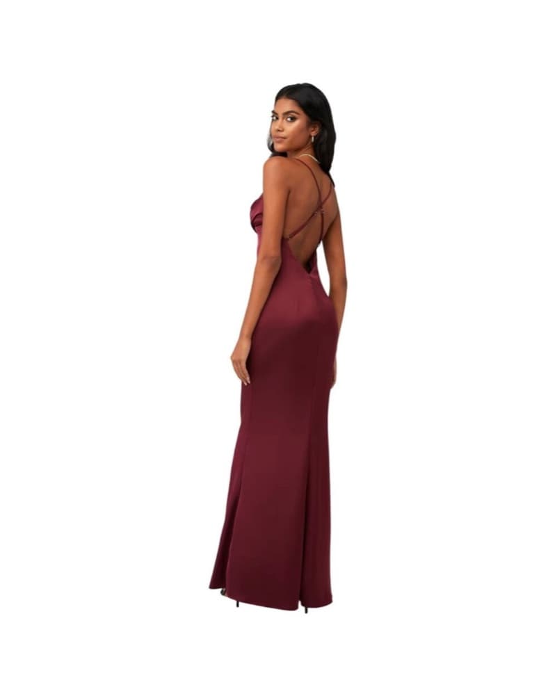 Elegant Burgundy Maxi Dress - Image 2