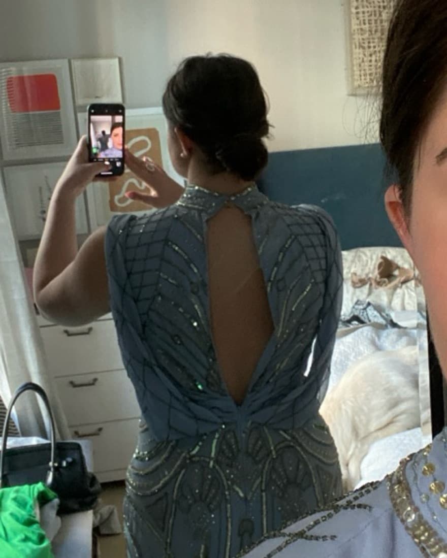 Stunning Sequin Embellished Gown - Image 4