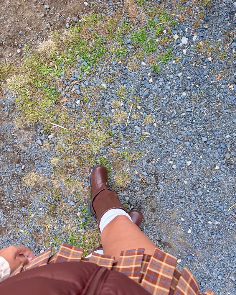 Preppy Plaid Autumn Outfit - Image 4