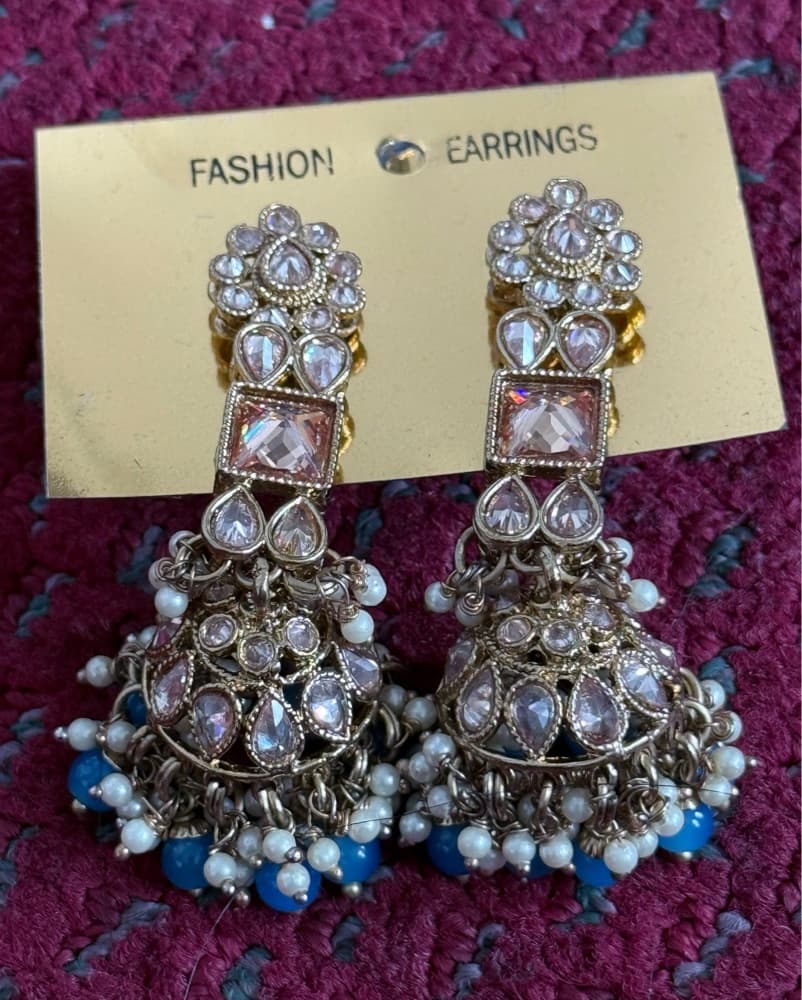 Indian Blue And Gold Jewelry   - Image 4
