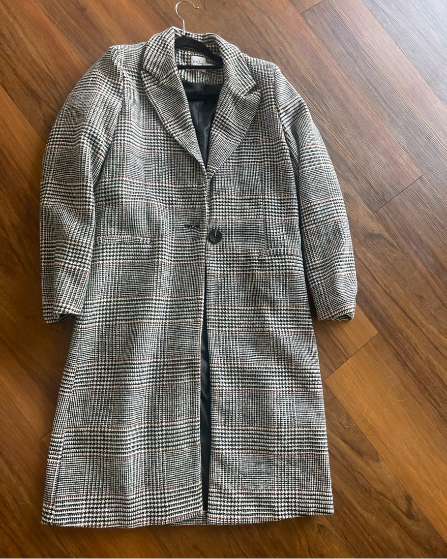 Long houndstooth jacket - Image 1
