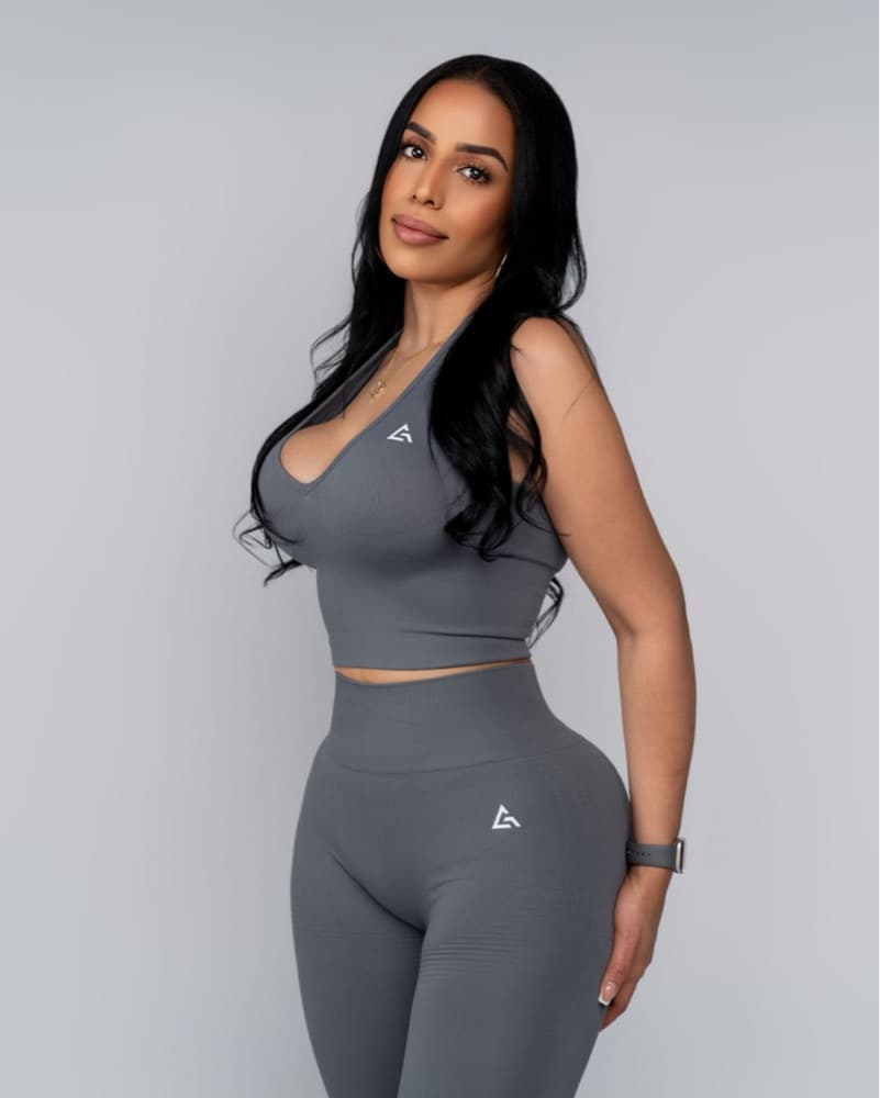 Gray Seamless Activewear Set - Image 2
