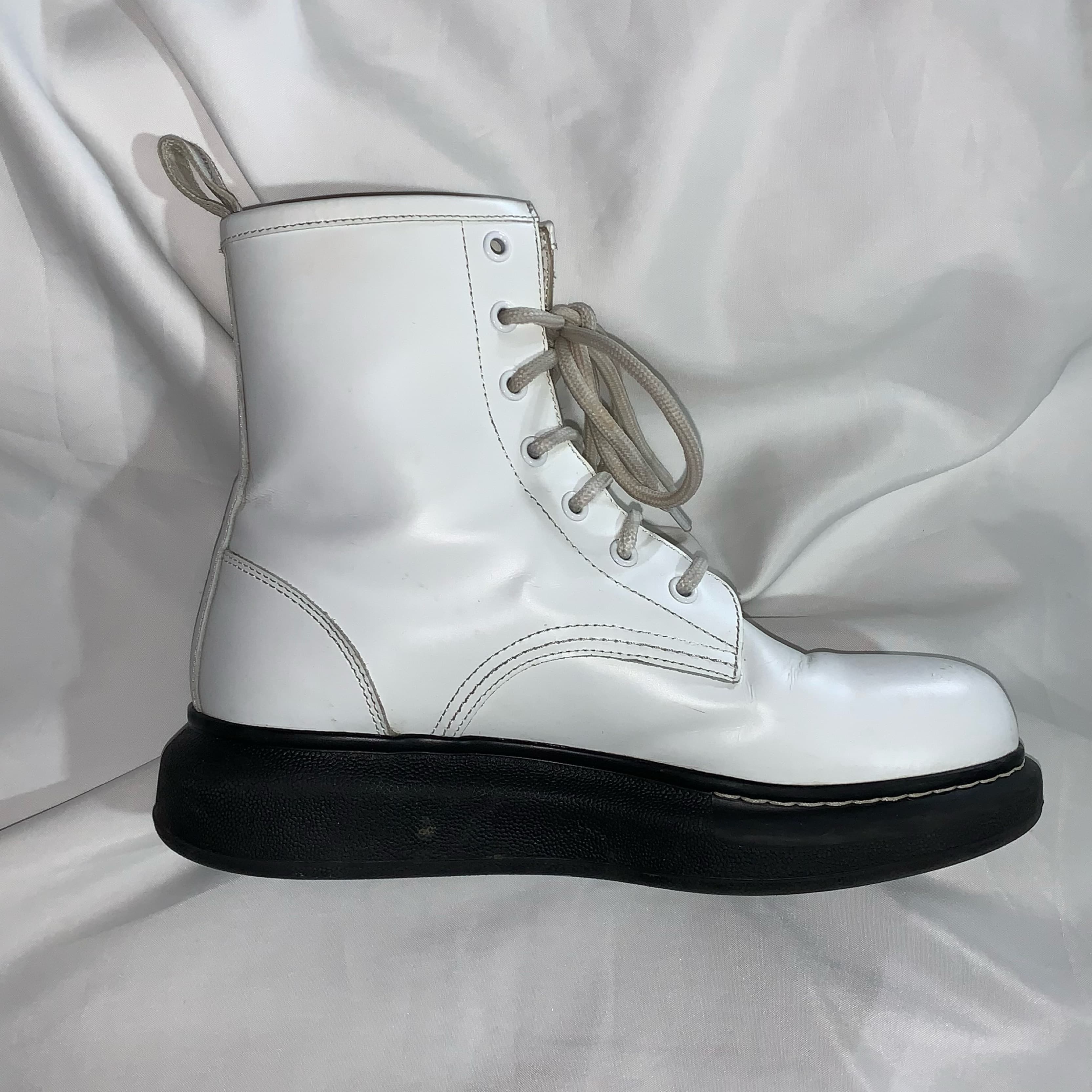 ALEXANDER McQUEEN size 38 hybrid boots - Image 1