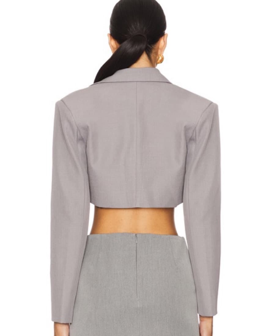 Chic Gray Cropped Suit Jacket - Image 2