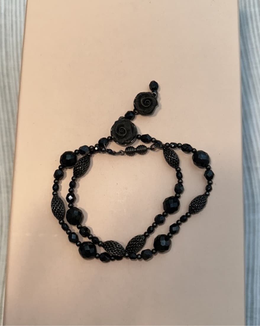 Black Beaded rose necklace  - Image 3