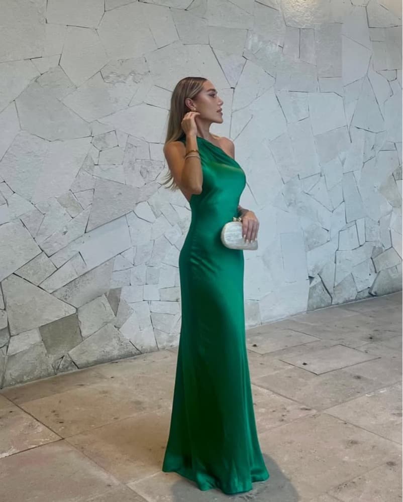 Elegant Green Dress - Image 1