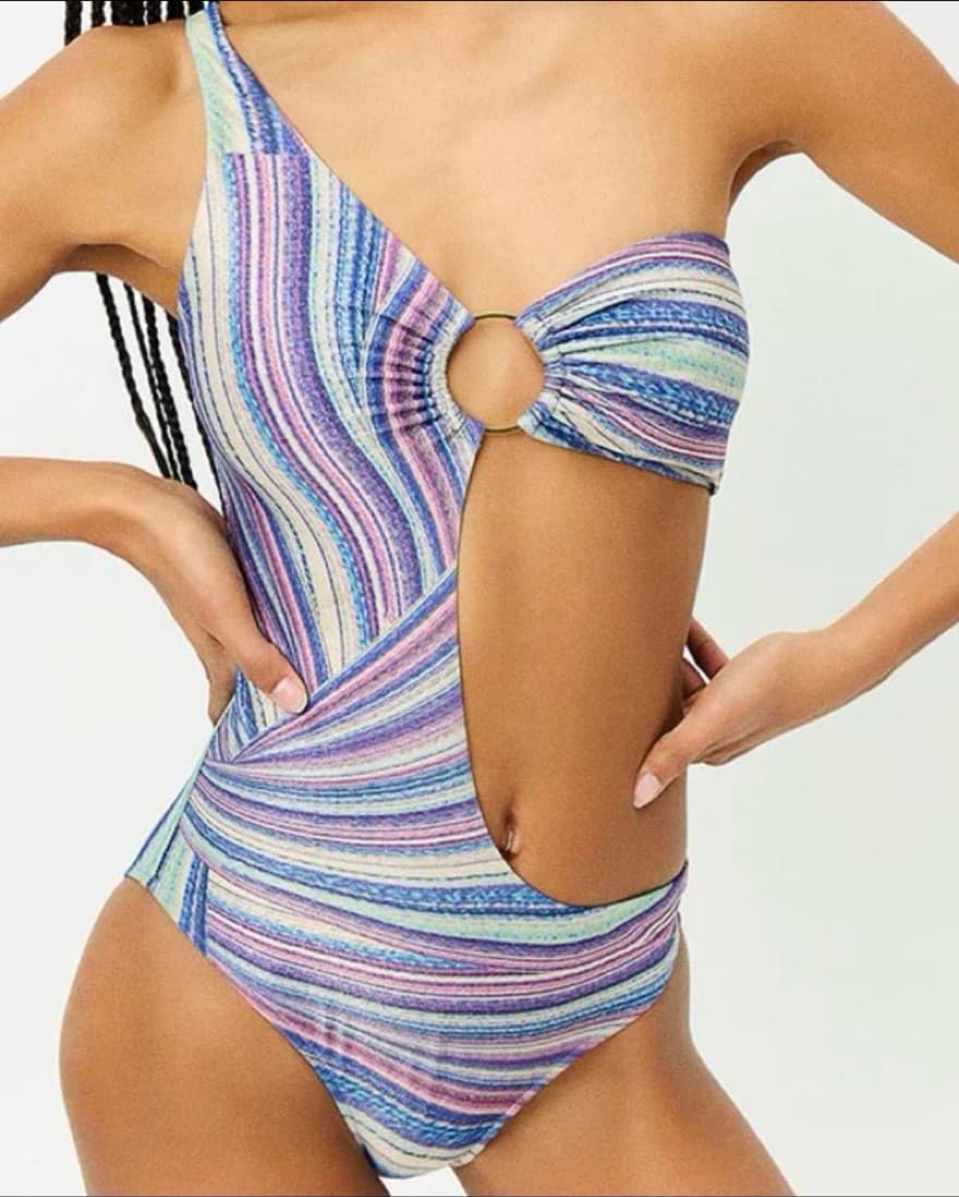 Frankie’s Bikinis x Hailee Steinfield  - Image 1