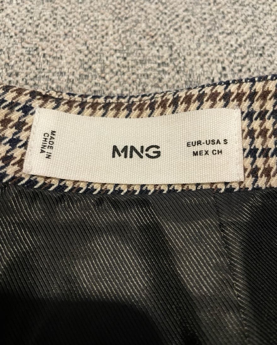 Houndstooth Short Skirt  - Image 2