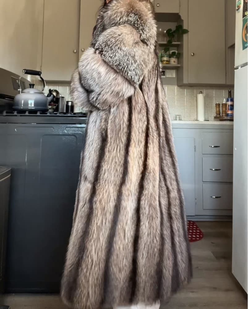 Genuine Fox Fur Mob Wife Maxi Coat - Image 2