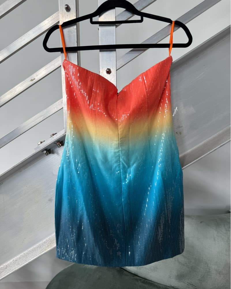 Runway Ombre Sequin Dress - Image 4