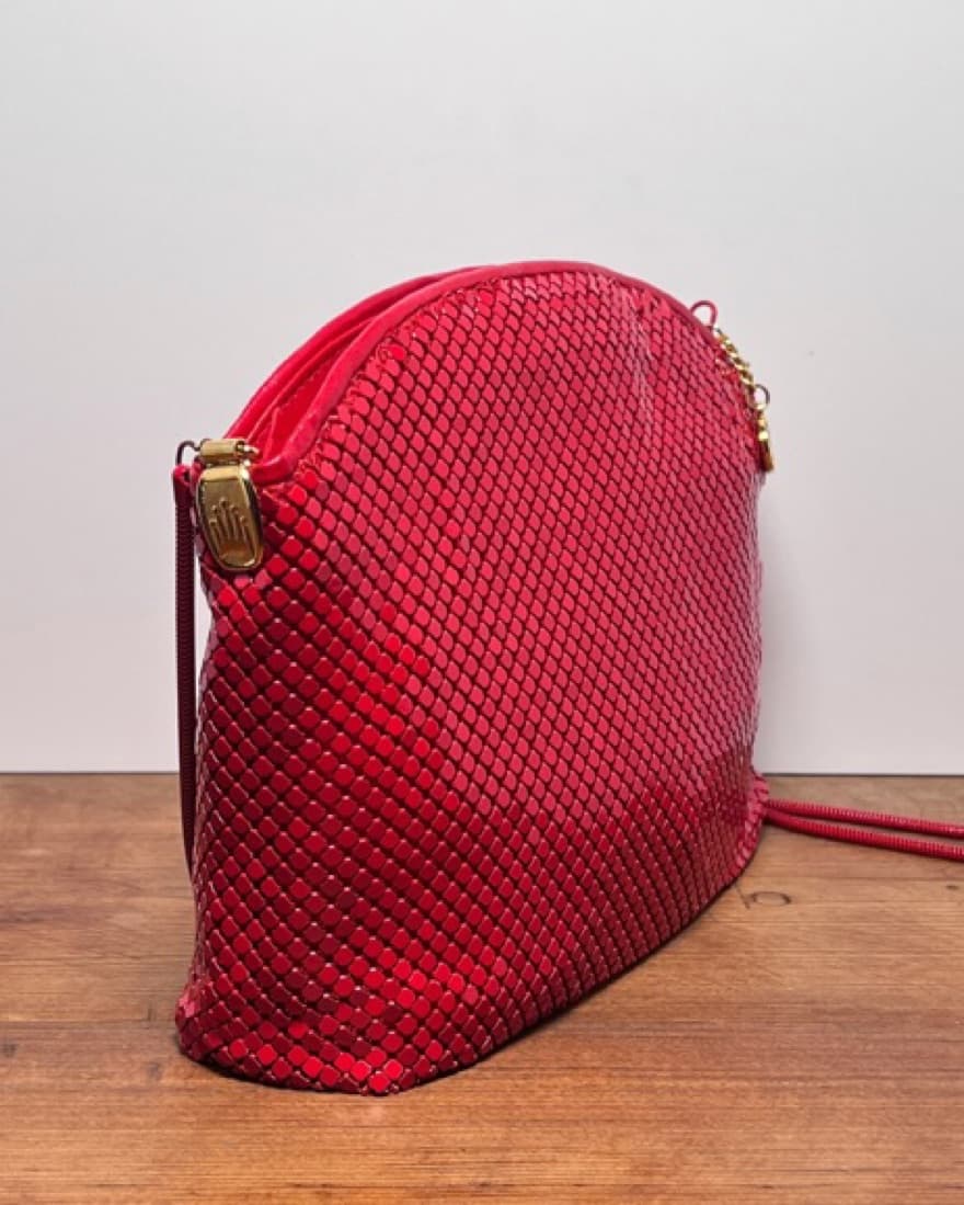 Vintage La Regale Red Metal Mesh Bag - Image 3