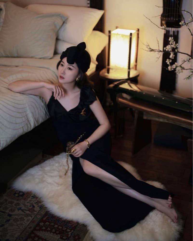 Marchesa Notte Black Bow Shoulder Gown - Image 4