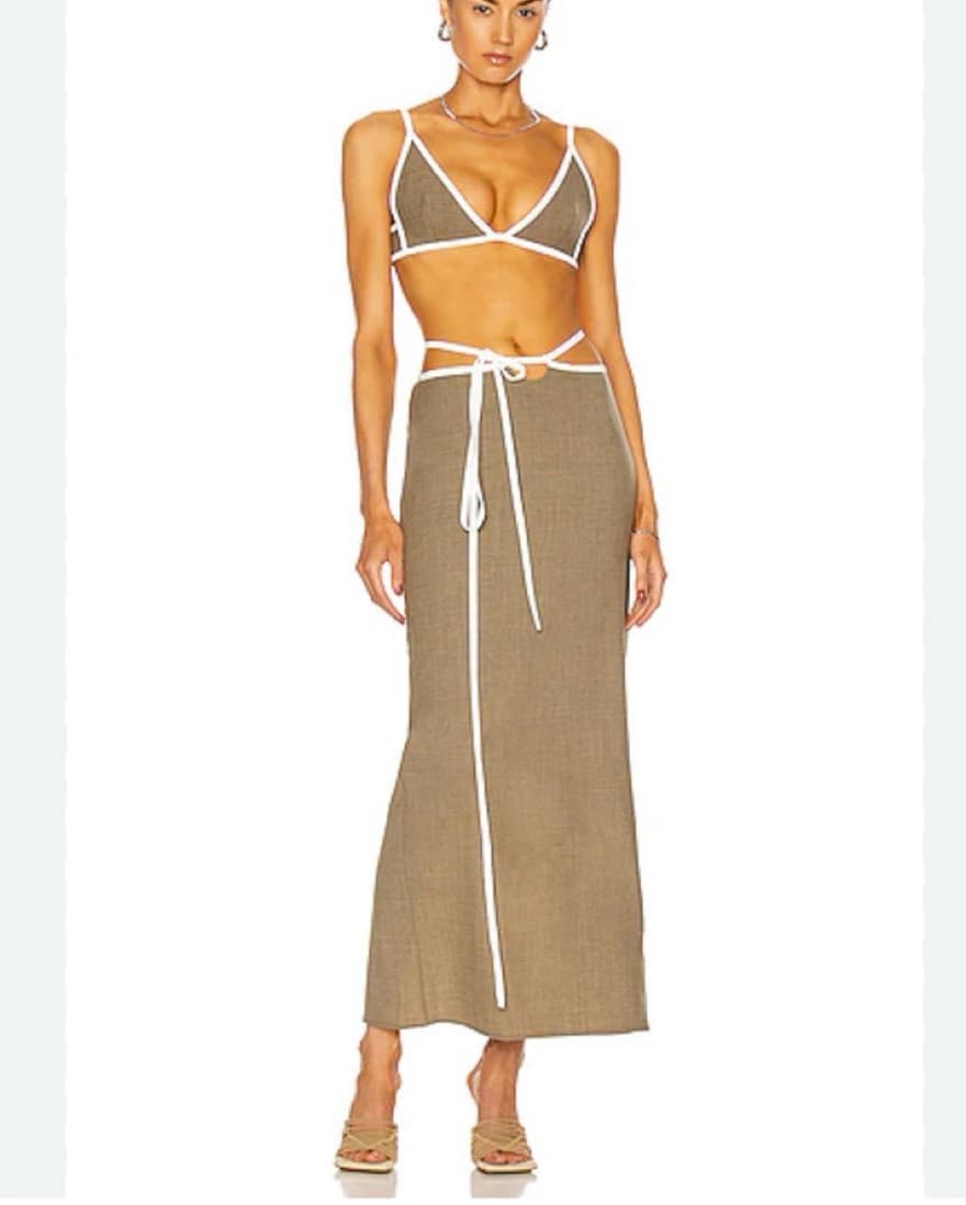 OUTLINE CROSS BANDEAU TIE DRESS - Image 1