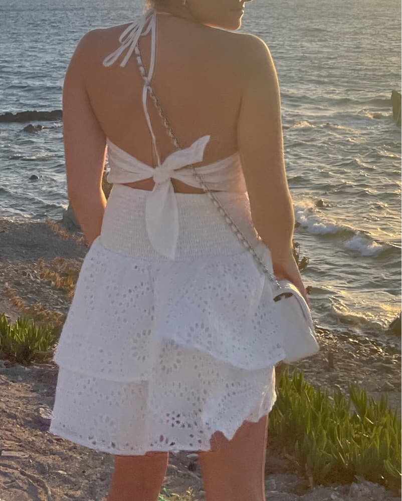 Elegant Lace Halter Dress - Image 3