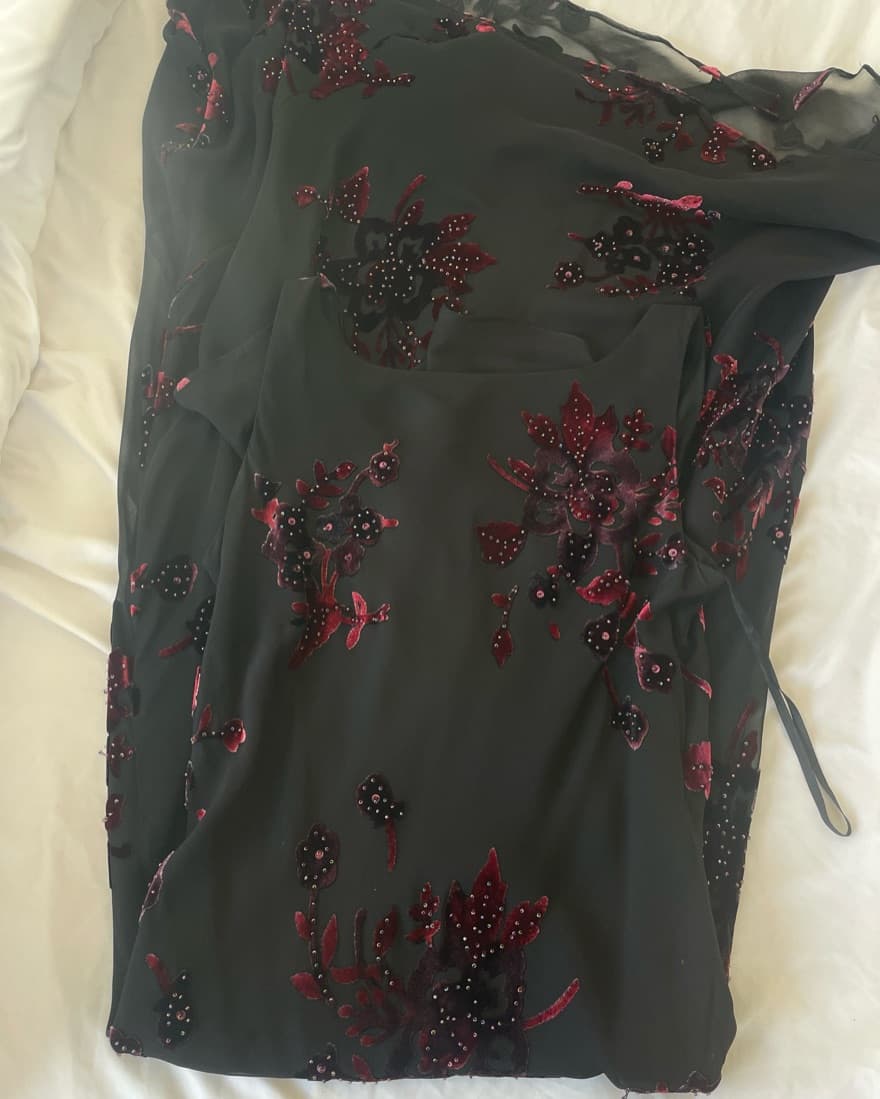 Vintage Black Dress With Red Beads - Image 3