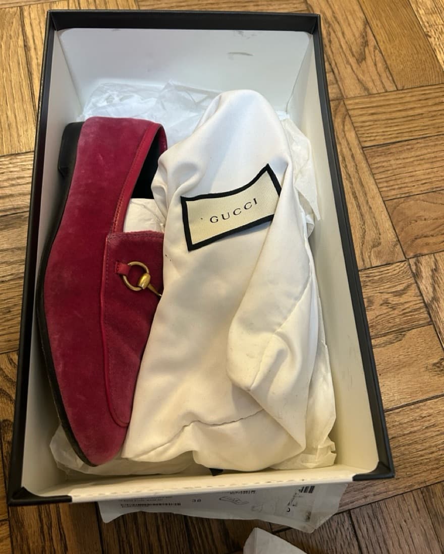 Pink/Red Velvet Gucci Loafers Size 38 - Image 1