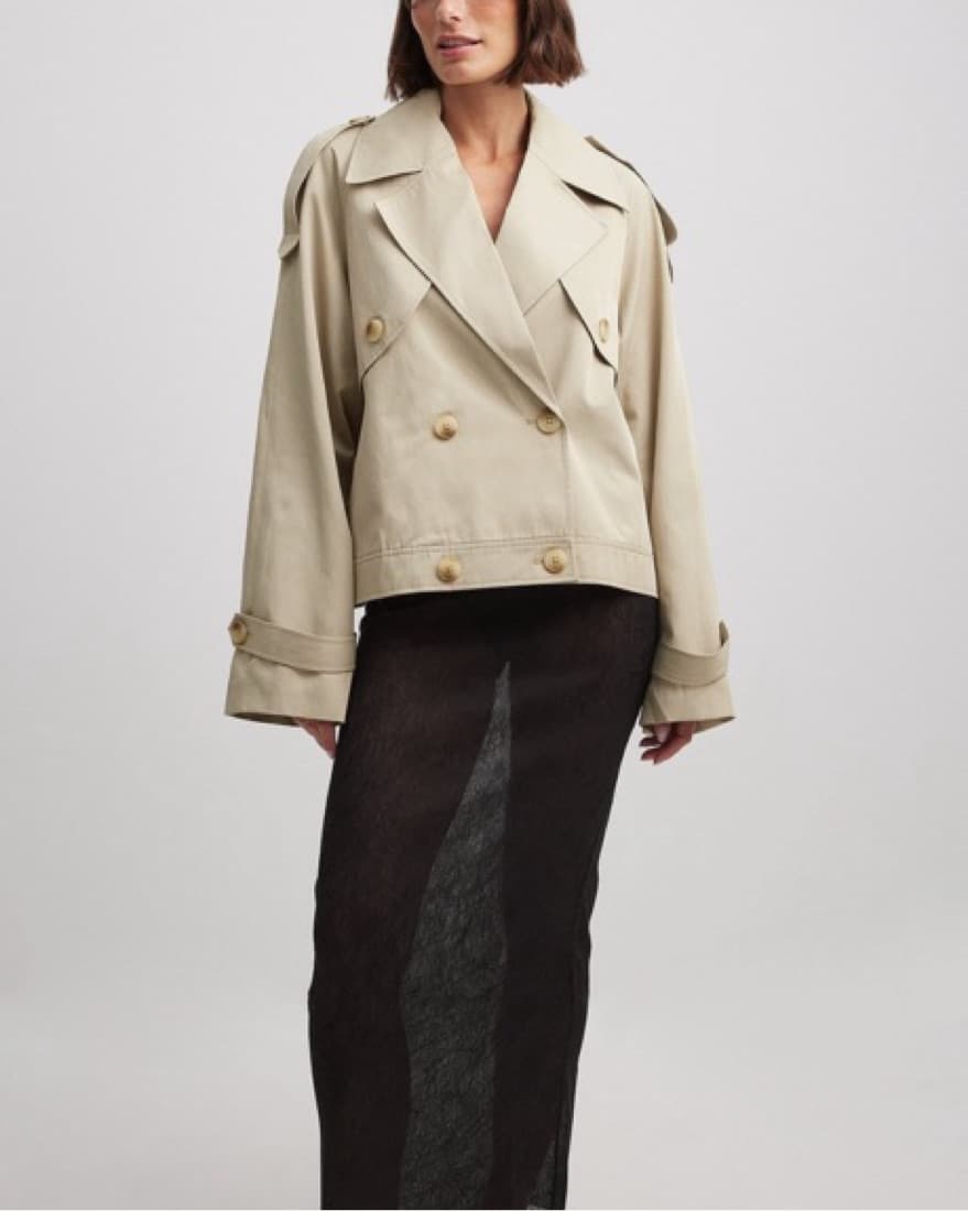NA-KD Short Oversized Button Trench Coat - Image 4