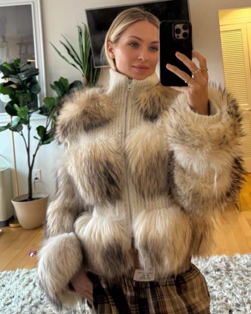 VINTAGE Rare Winter Cream Fur Jacket  - Image 1