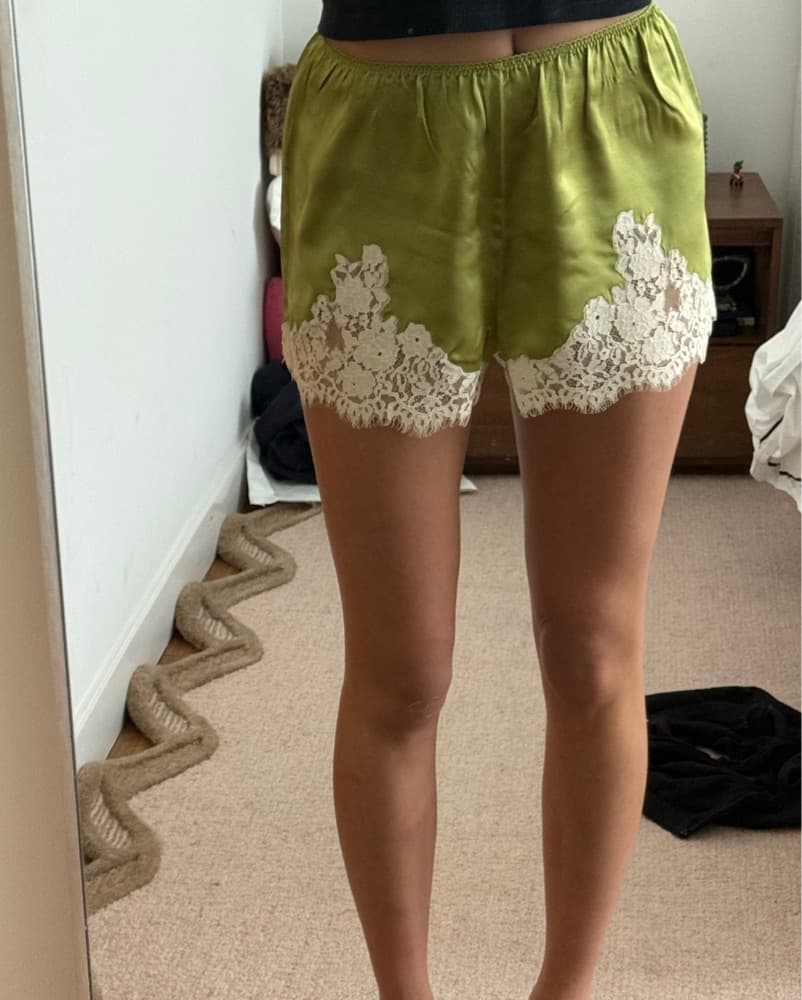 Doen Silk Lace Trim Shorts - Image 2