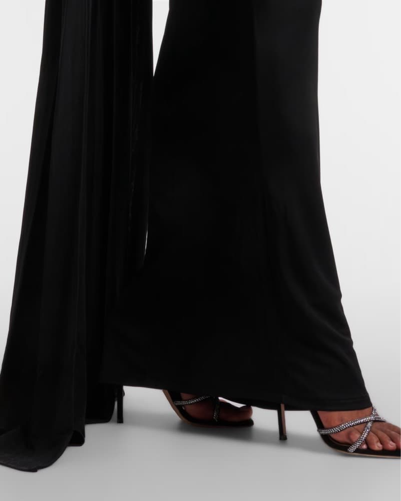 MNew Arrivals Ilkyaz Ozel Maia Cape Gown - Image 5